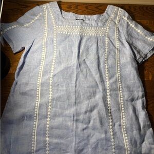 Talbots Sky Blue 100% Linen Top with White Embroidery Detailing, tie sleeve, M